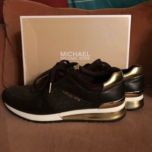 Michael Kors sneakers 👟